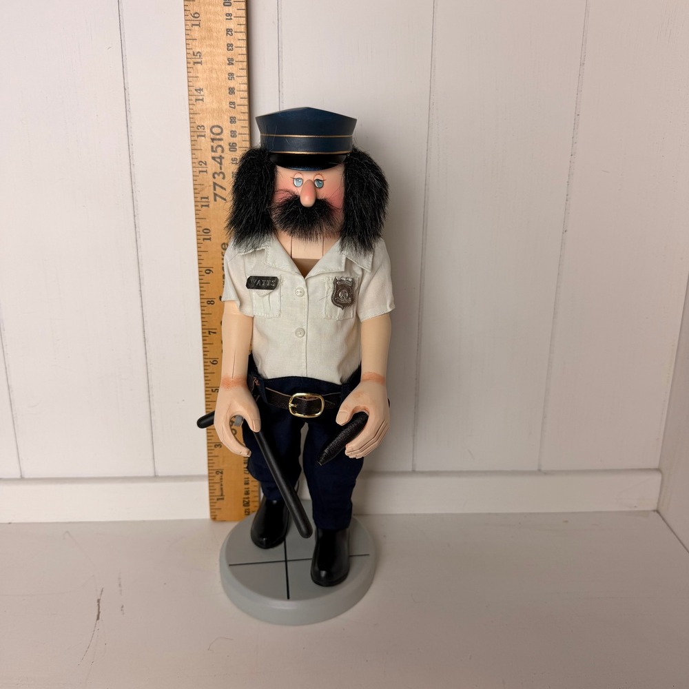 Zim's Flat Foot Police Officer Z02-111 Heirloom Collectibles 2002 13" w/ Box - Picture 6 of 6